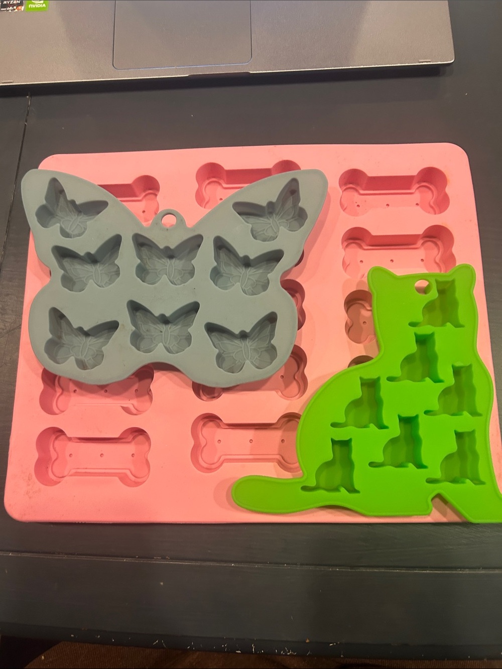 Silicone Baking Mold Set - Pink, Gray, Green